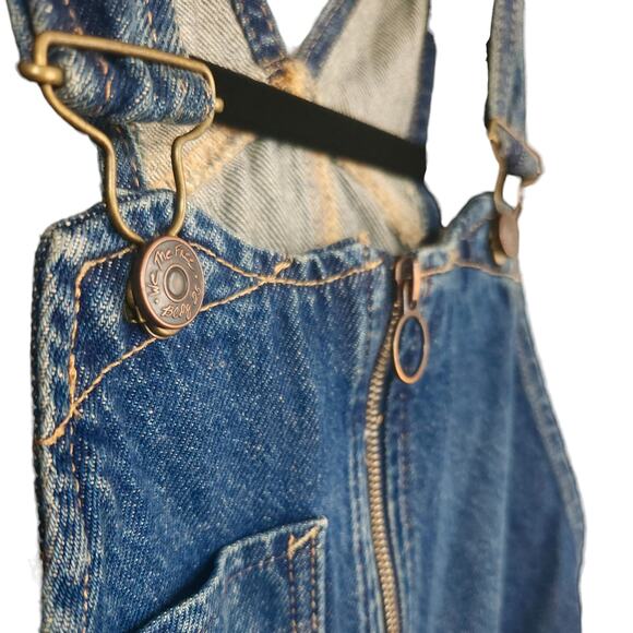 Free‎ People We The Free Denim Sunkissed Short Overalls Women's sz 0 | MSRP $108 - Picture 7 of 9
